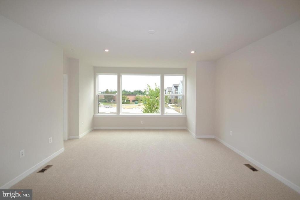 13518 Sayward Boulevard - Photo 15