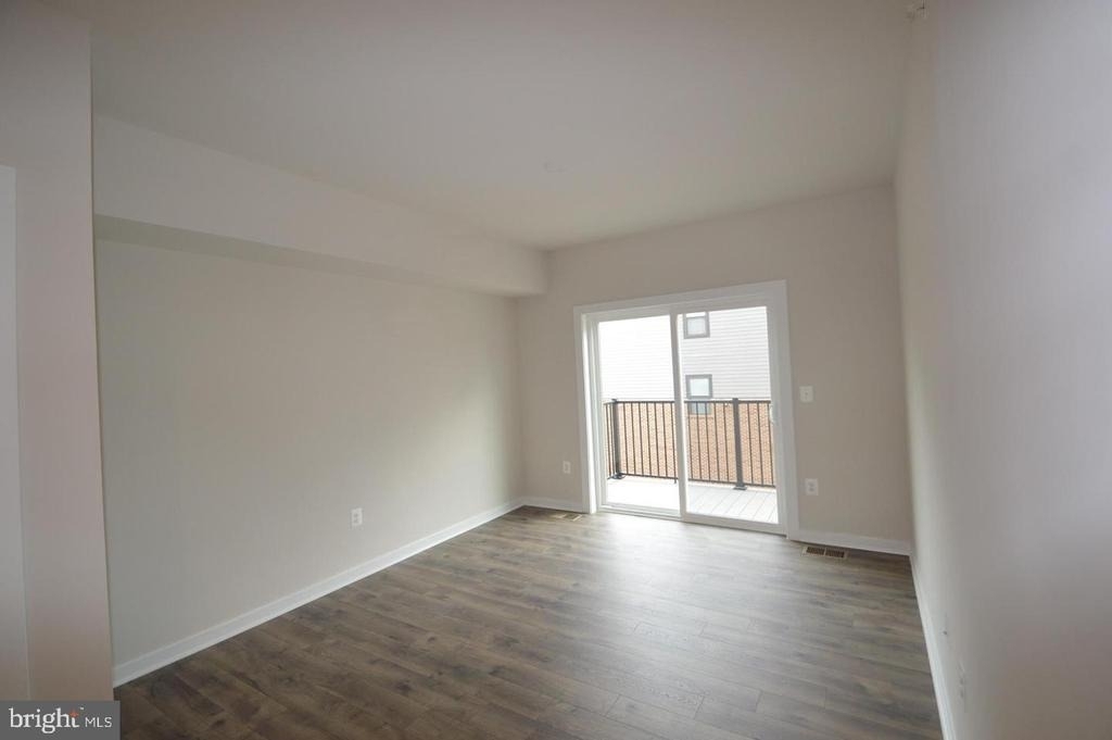 13518 Sayward Boulevard - Photo 28