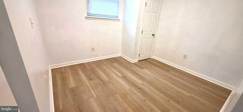 6233 Chew Avenue - Photo 16