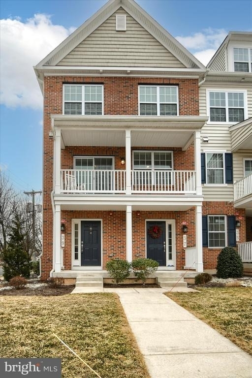 39 N Mitchell Avenue - Photo 1