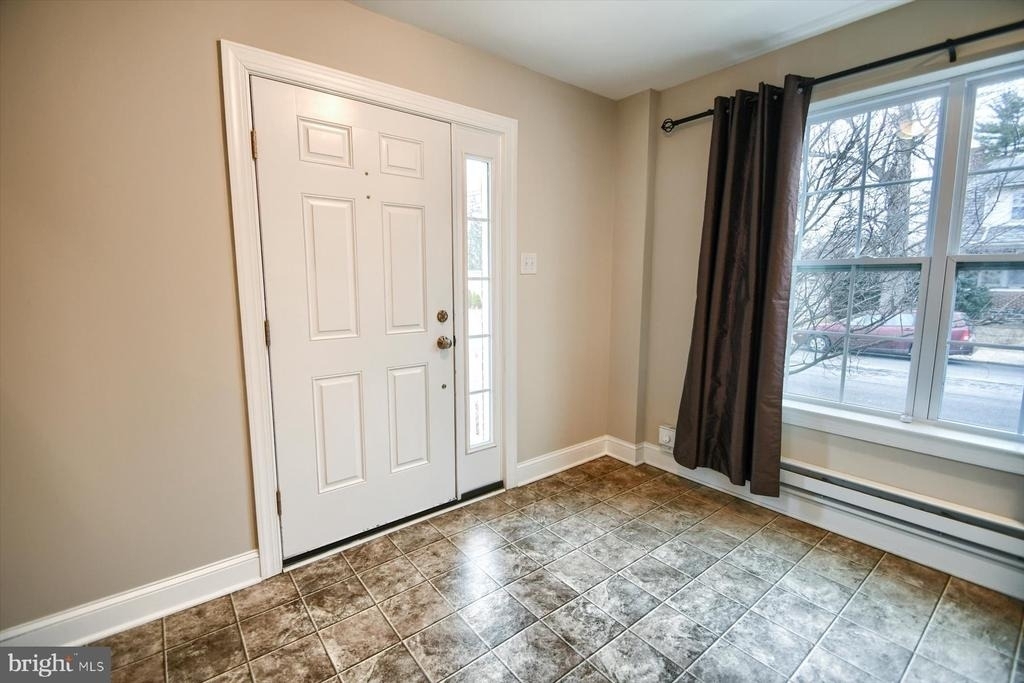 39 N Mitchell Avenue - Photo 2