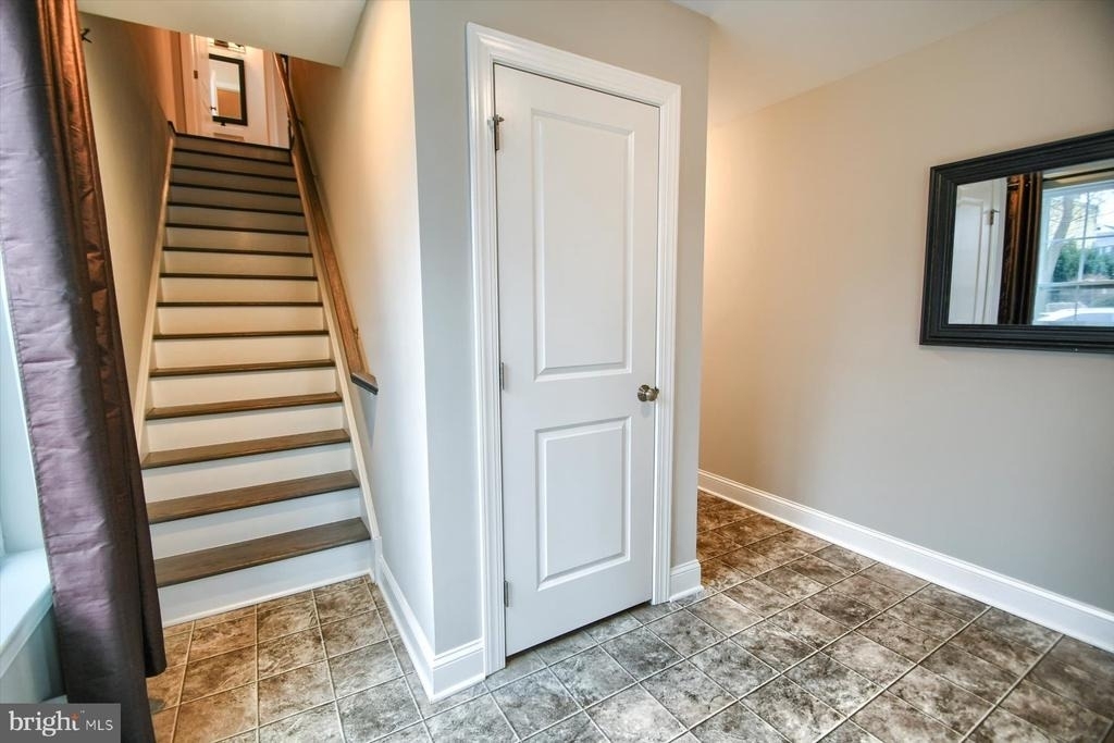 39 N Mitchell Avenue - Photo 4