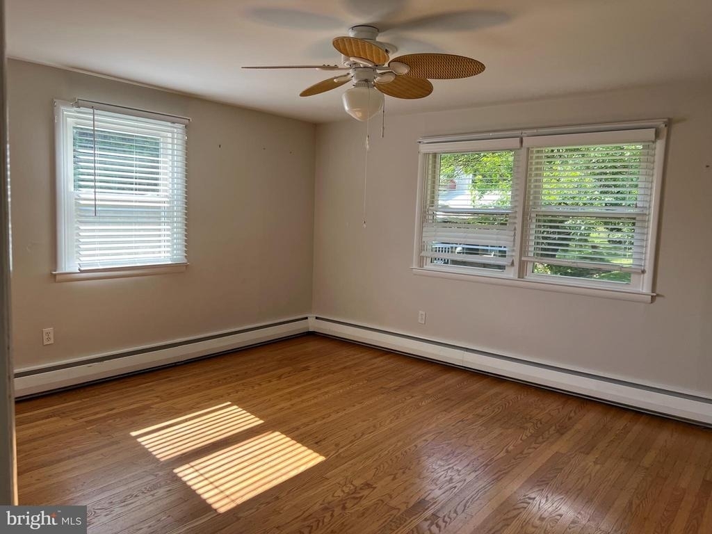 319 Meetinghouse Lane - Photo 11