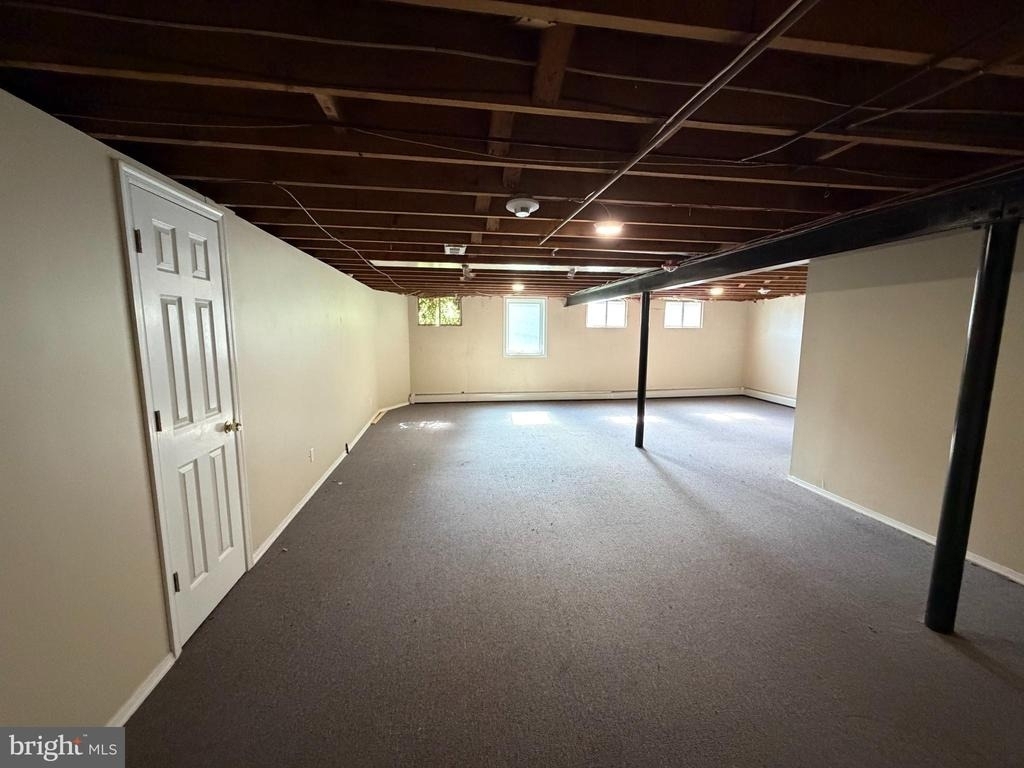 319 Meetinghouse Lane - Photo 35
