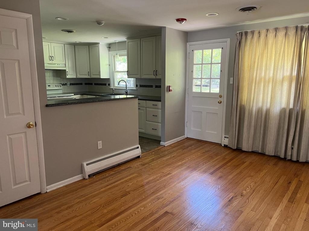 319 Meetinghouse Lane - Photo 5
