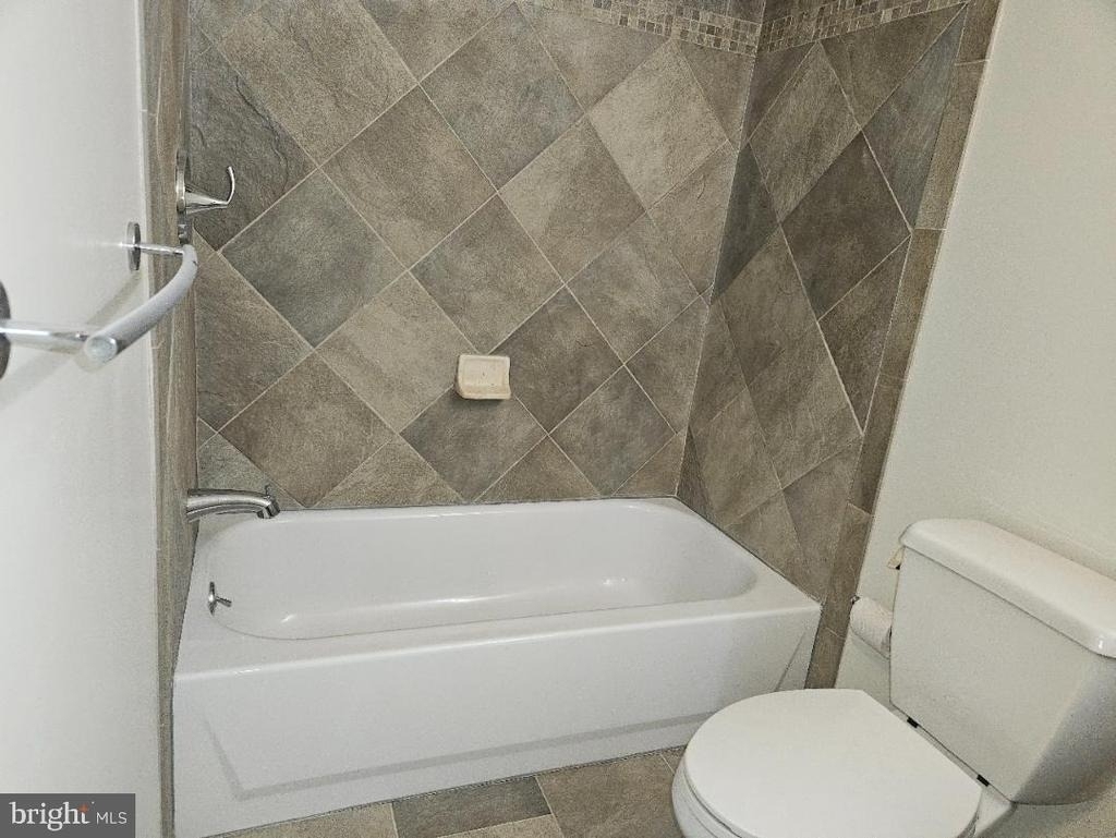 598 Belmont Avenue - Photo 4