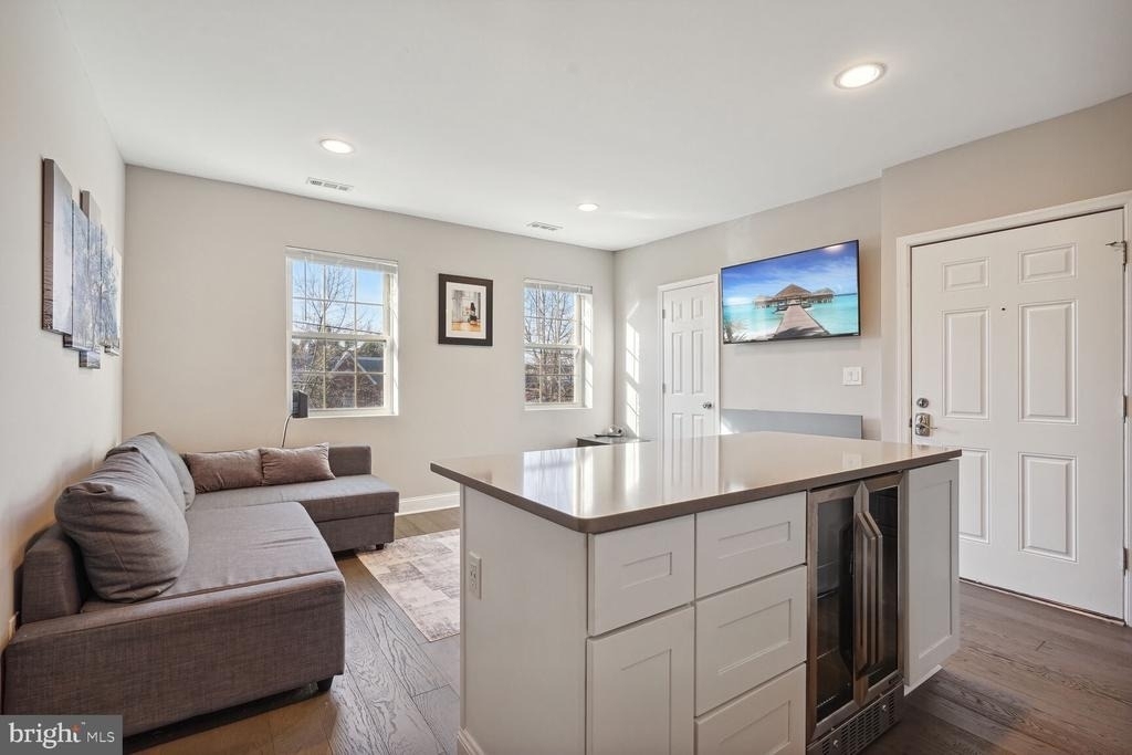 4809 3rd Street Nw - Photo 3