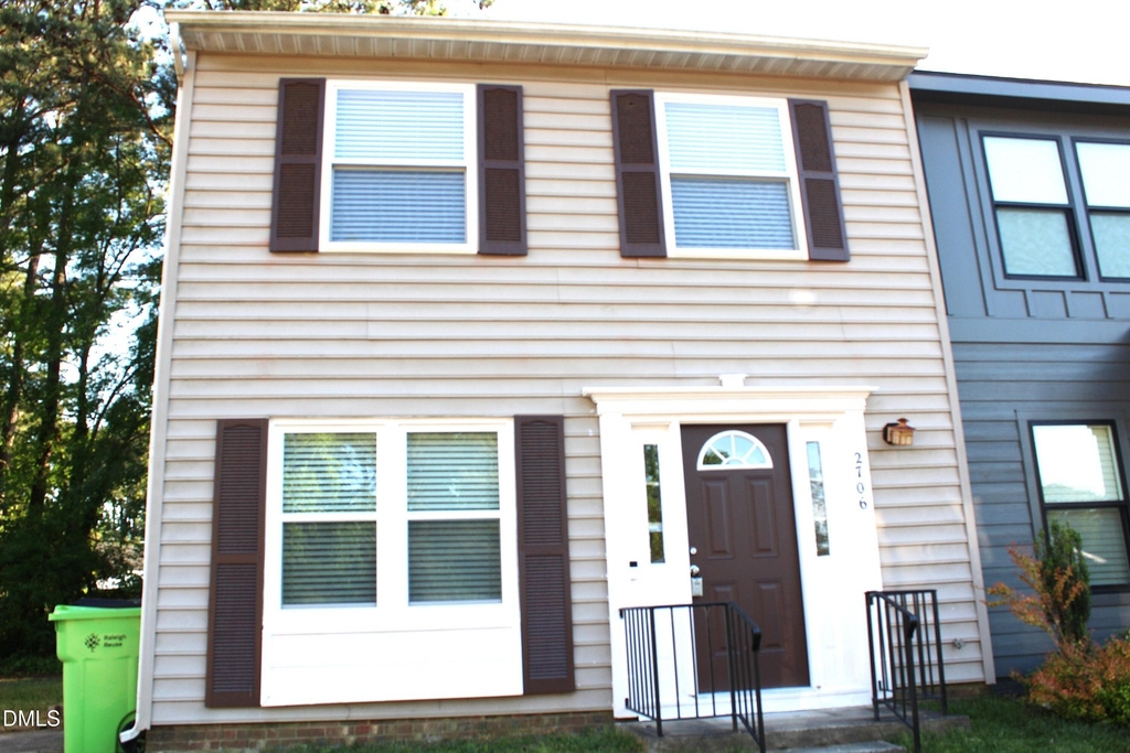 2706 Big Oak Street - Photo 0