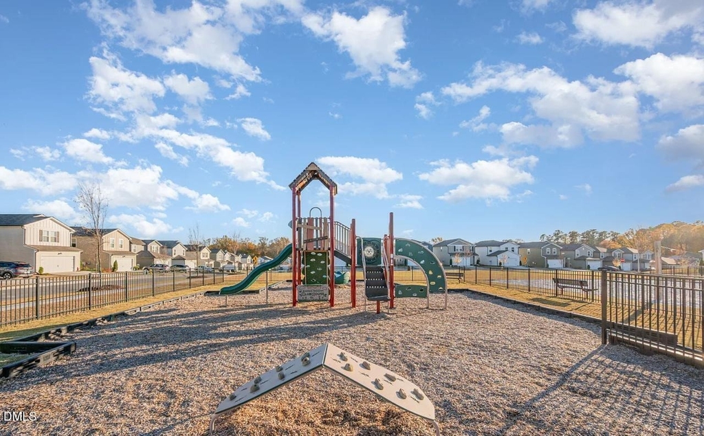 851 Mckenzie Park Terrace - Photo 25