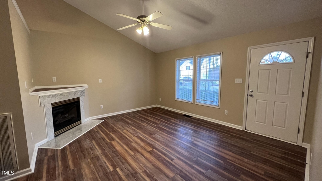 212 Walnut Creek Drive - Photo 3