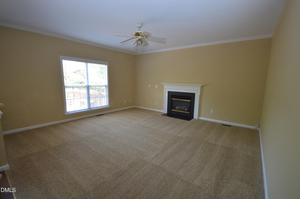 201 Tecumseh Court - Photo 12