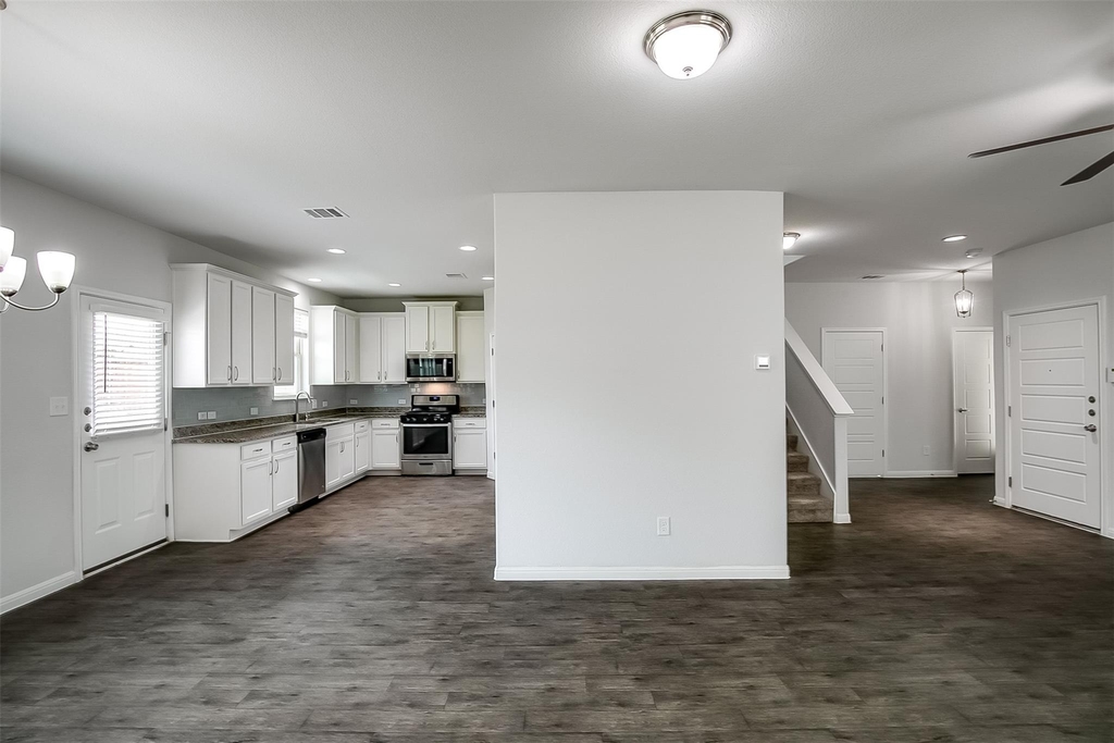 100 Earl Keen St - Photo 5
