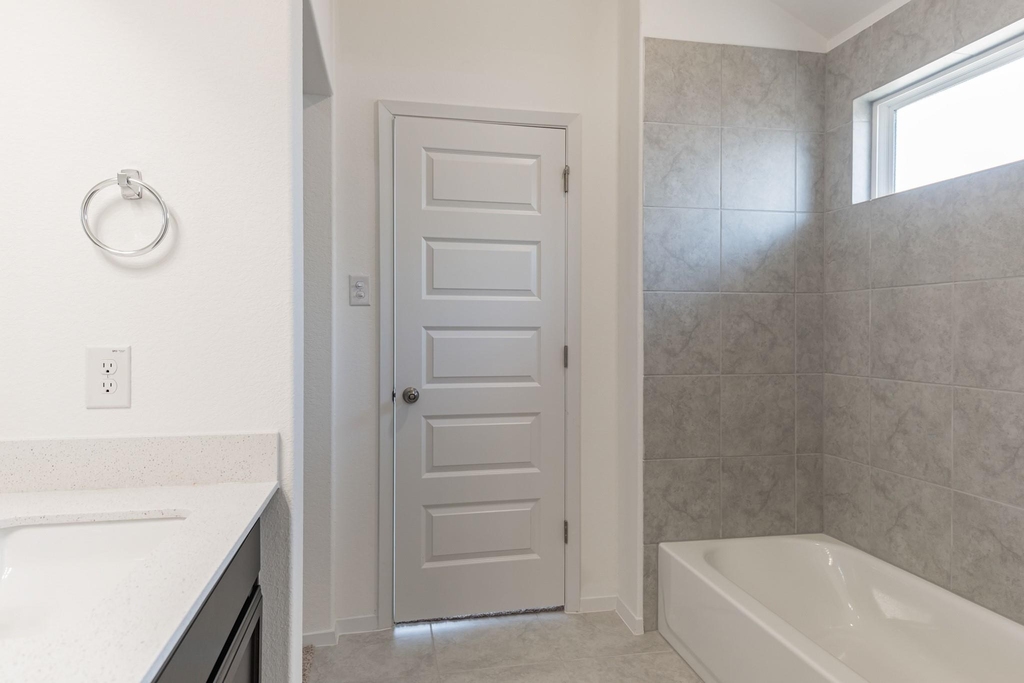 110 Watercourse Way - Photo 18