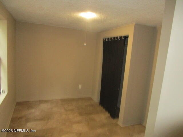 9525 Campus Avenue - Photo 5