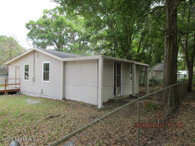 9525 Campus Avenue - Photo 0