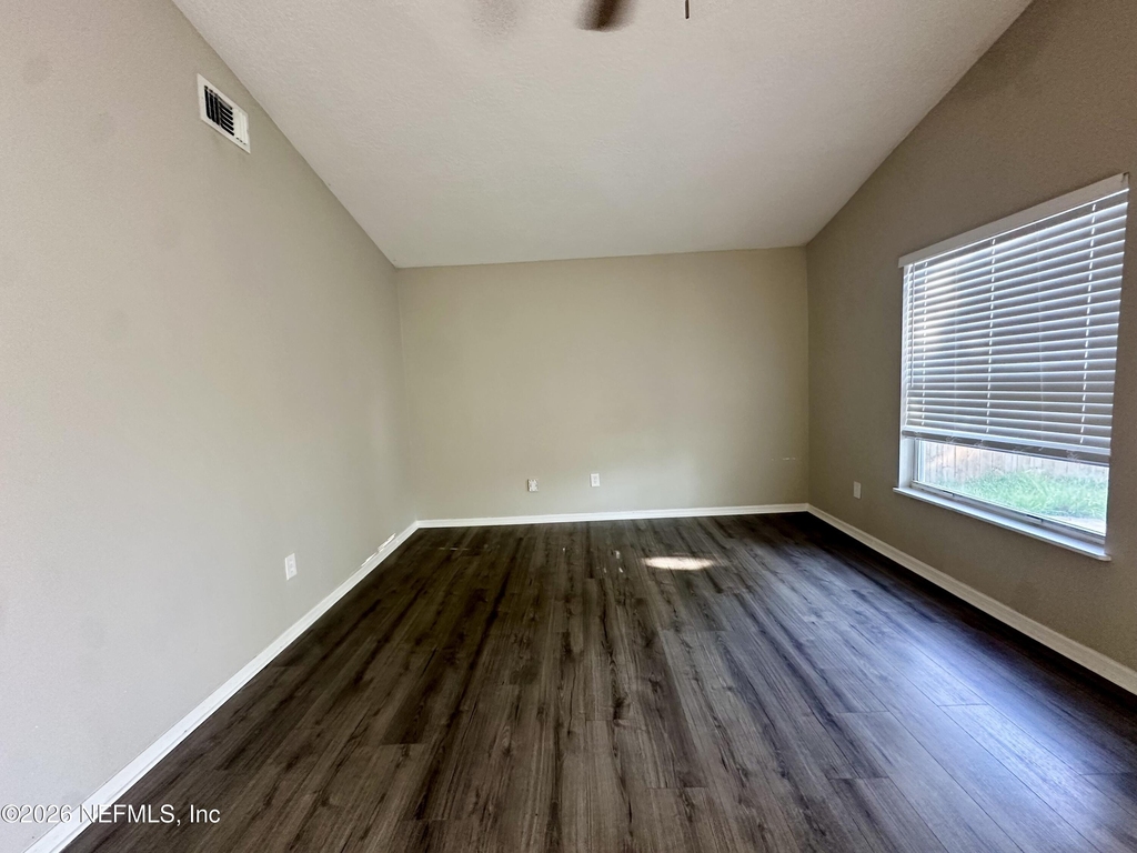 1559 Irishwood Court - Photo 9