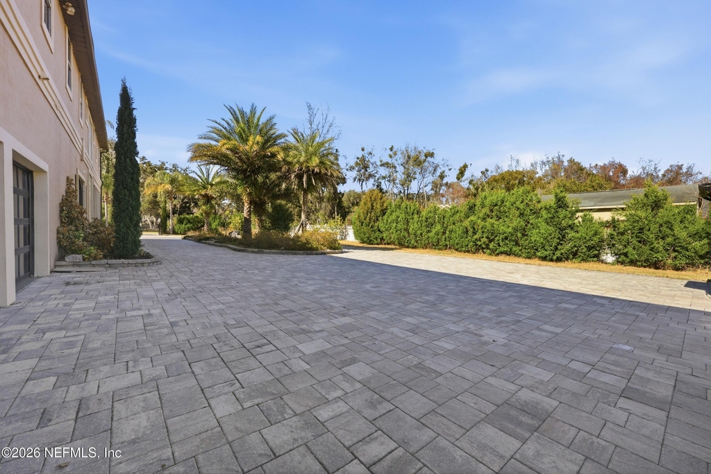 1450 Wentworth Avenue - Photo 71