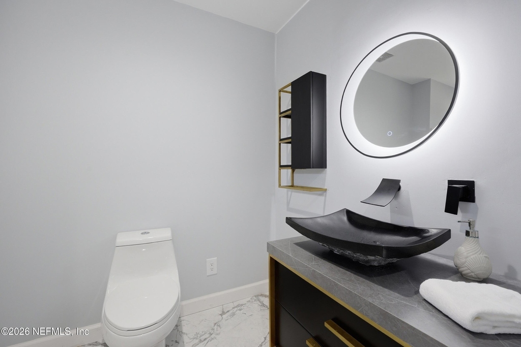1450 Wentworth Avenue - Photo 40