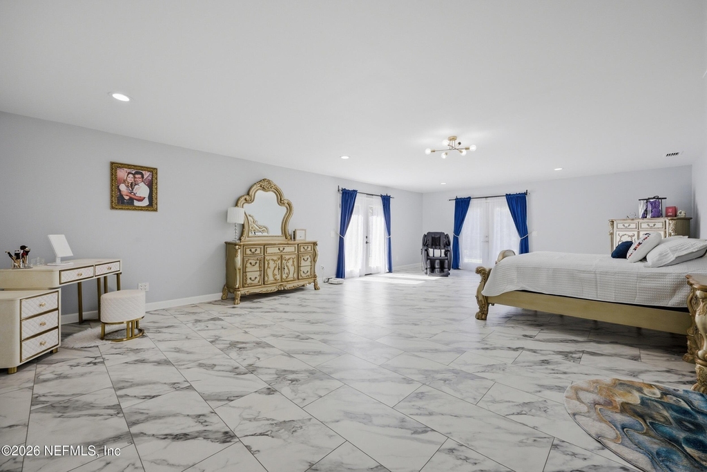 1450 Wentworth Avenue - Photo 30