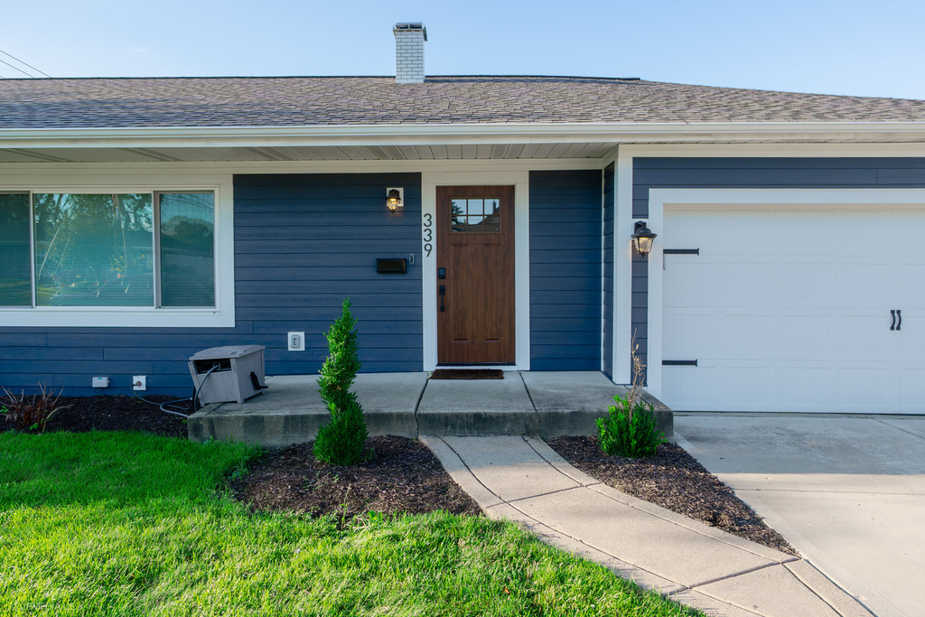 339 Lincoln Avenue - Photo 0