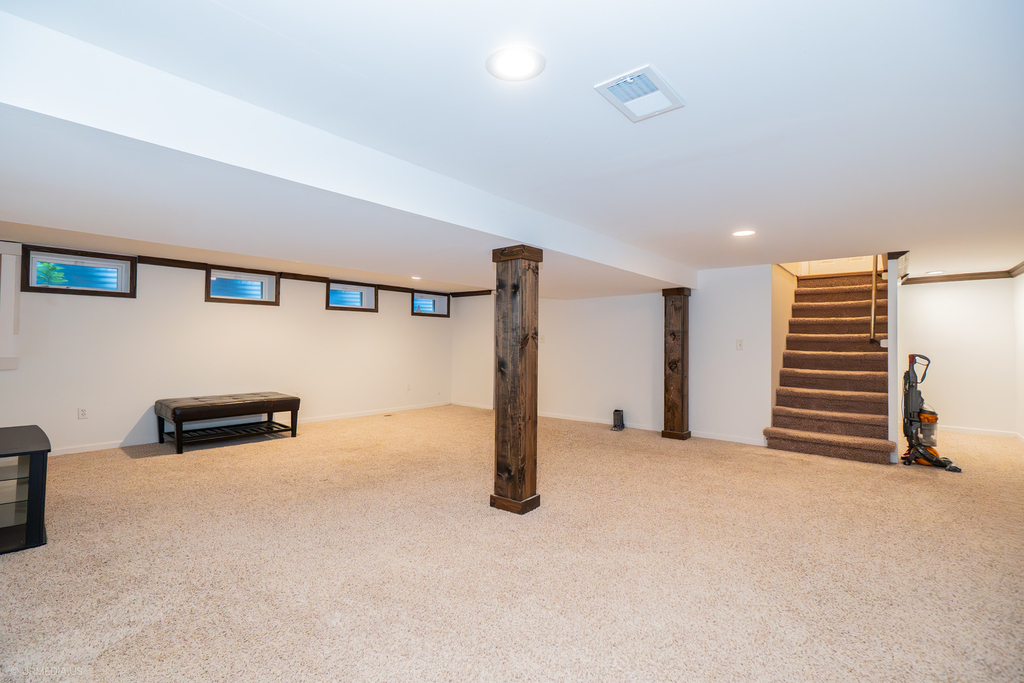 339 Lincoln Avenue - Photo 27