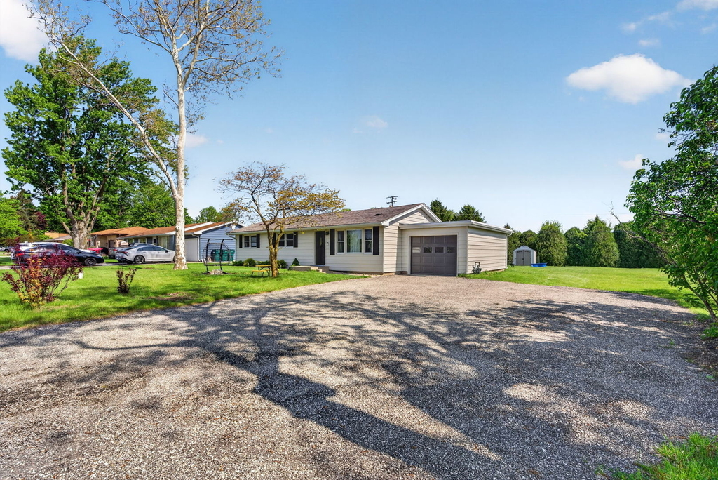 2091 W State Route 102 - Photo 2