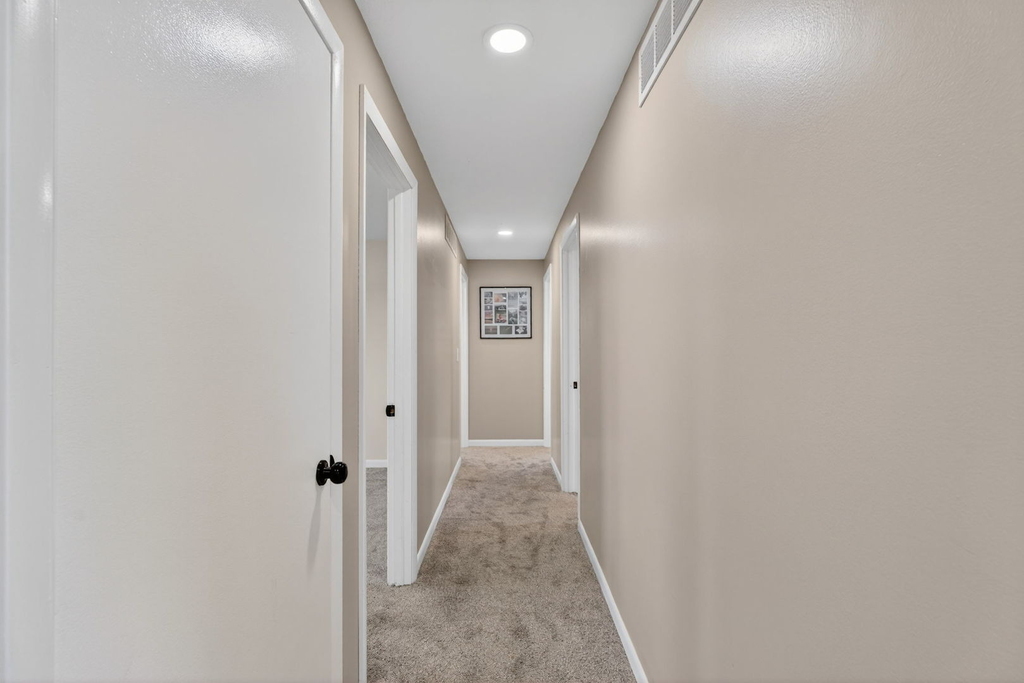2091 W State Route 102 - Photo 19