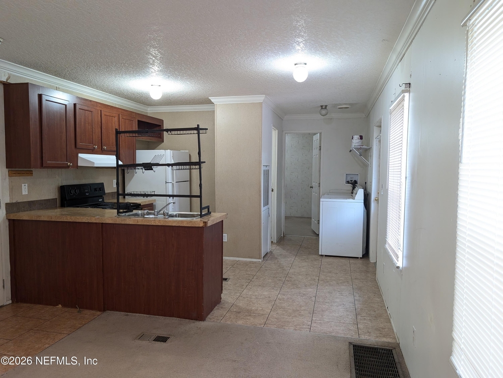 123 Hayman Drive - Photo 1