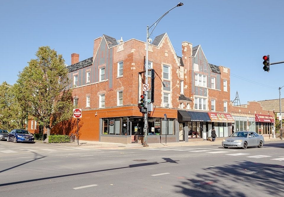 4454 W Diversey Avenue - Photo 0