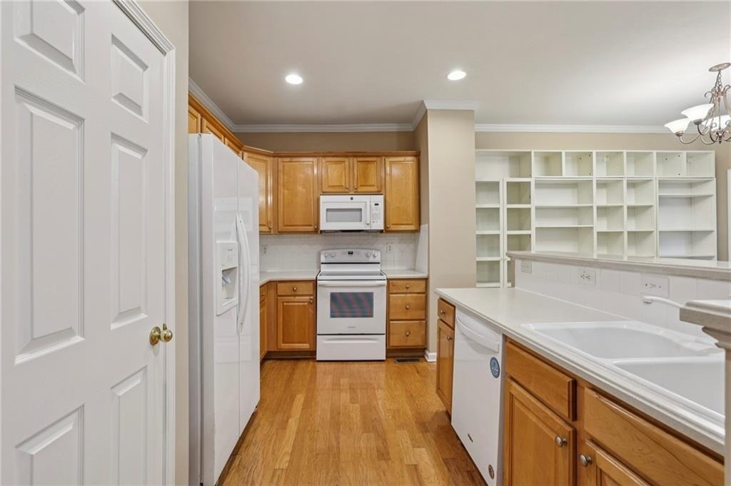 3128 Mercer University Drive - Photo 12