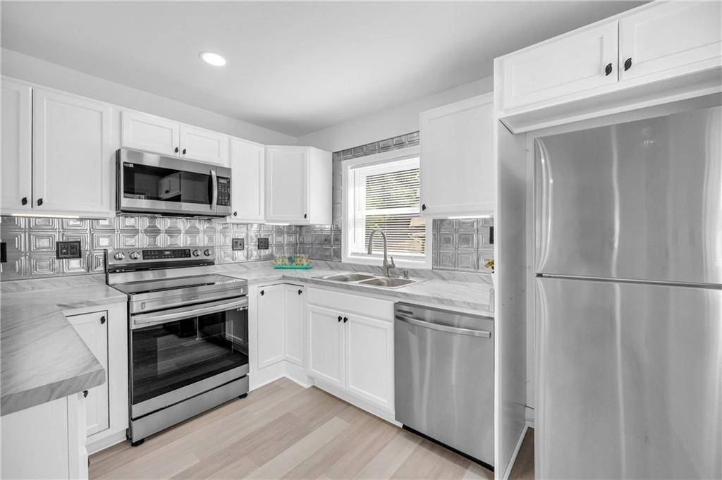 315 Evans Street - Photo 12