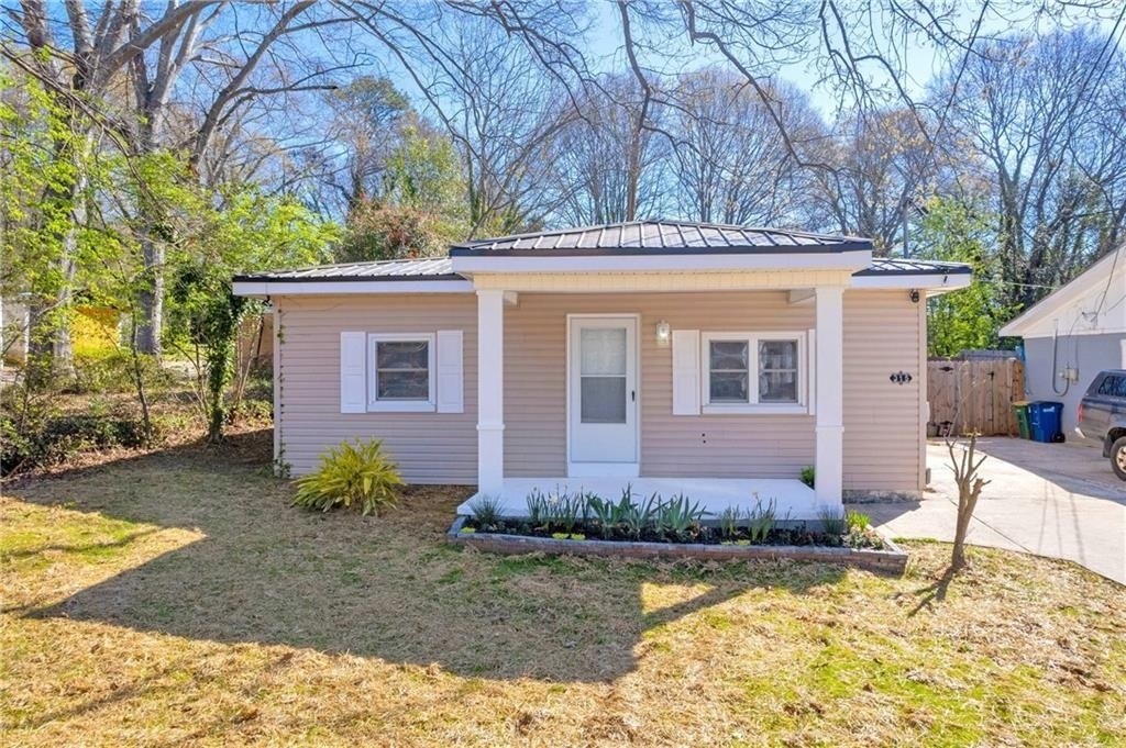 315 Evans Street - Photo 1