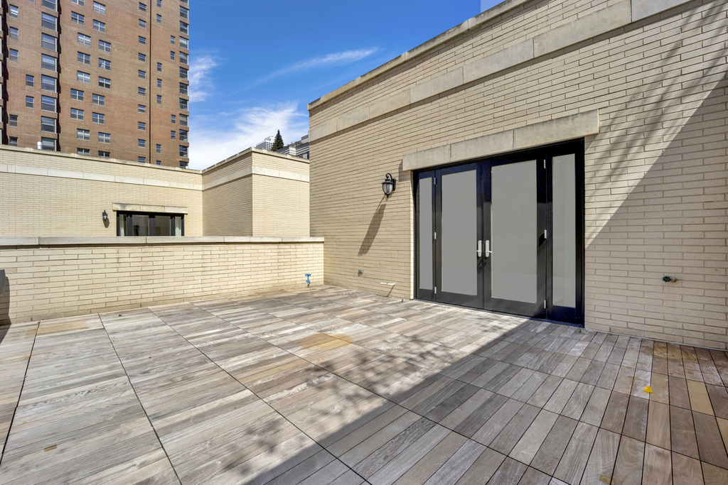105 W Chestnut Street - Photo 35