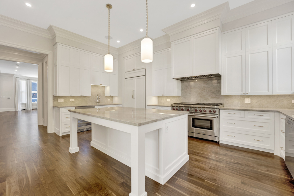 105 W Chestnut Street - Photo 5