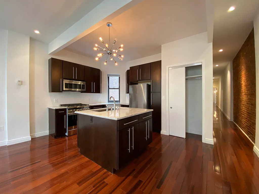 163 West 80th Street - Photo 19