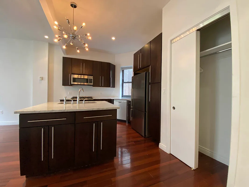 163 West 80th Street - Photo 3