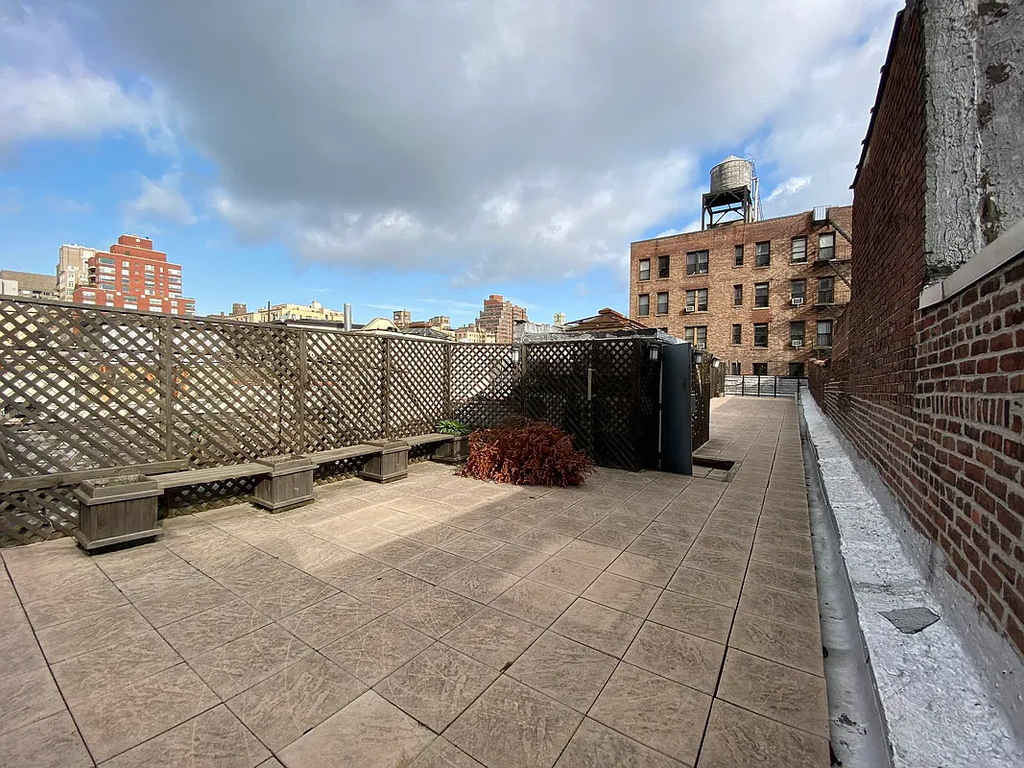 163 West 80th Street - Photo 16