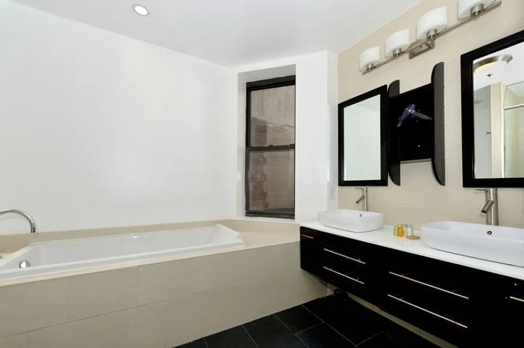 163 West 80th Street - Photo 11