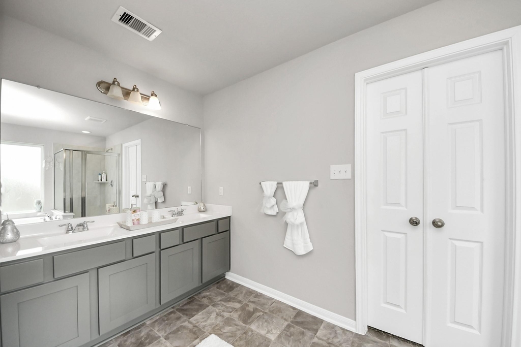 2918 Silverhorn Lane - Photo 34