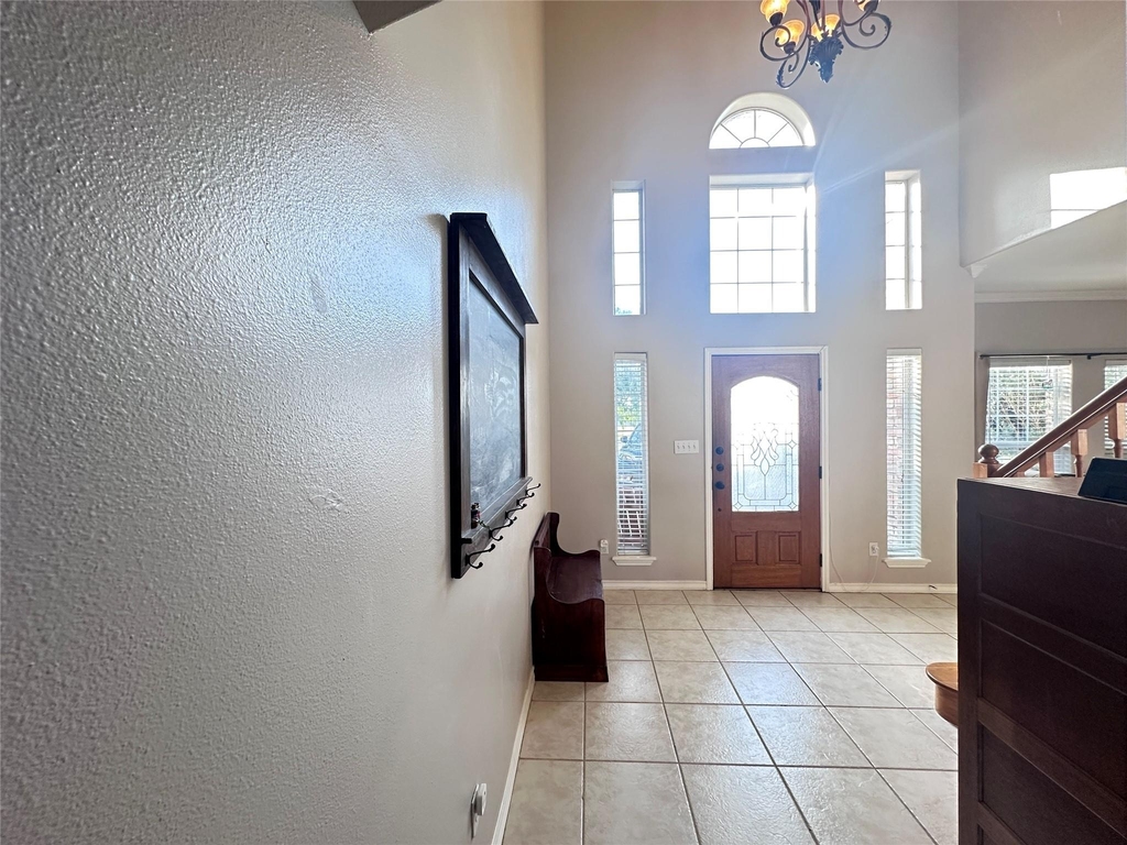 6321 Oso Parkway - Photo 8