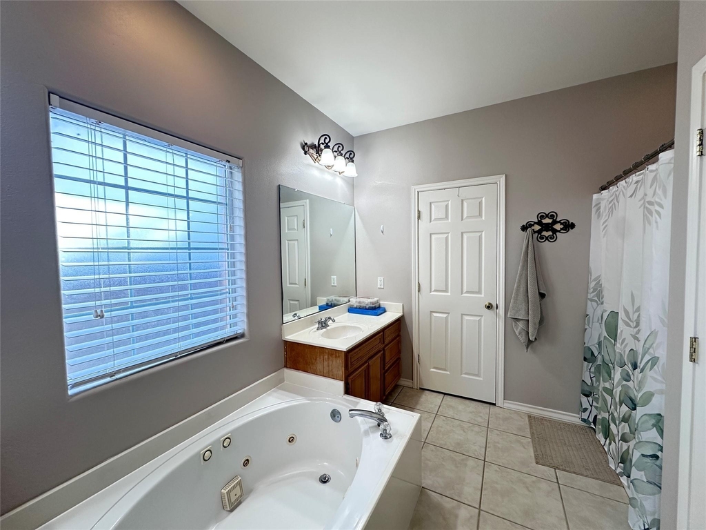 6321 Oso Parkway - Photo 24