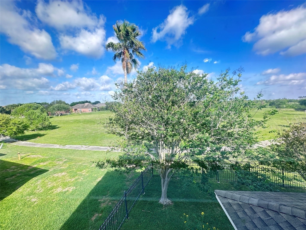 6321 Oso Parkway - Photo 5