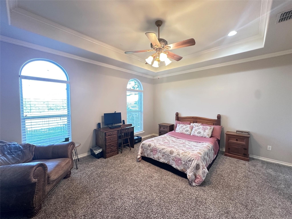 6321 Oso Parkway - Photo 22