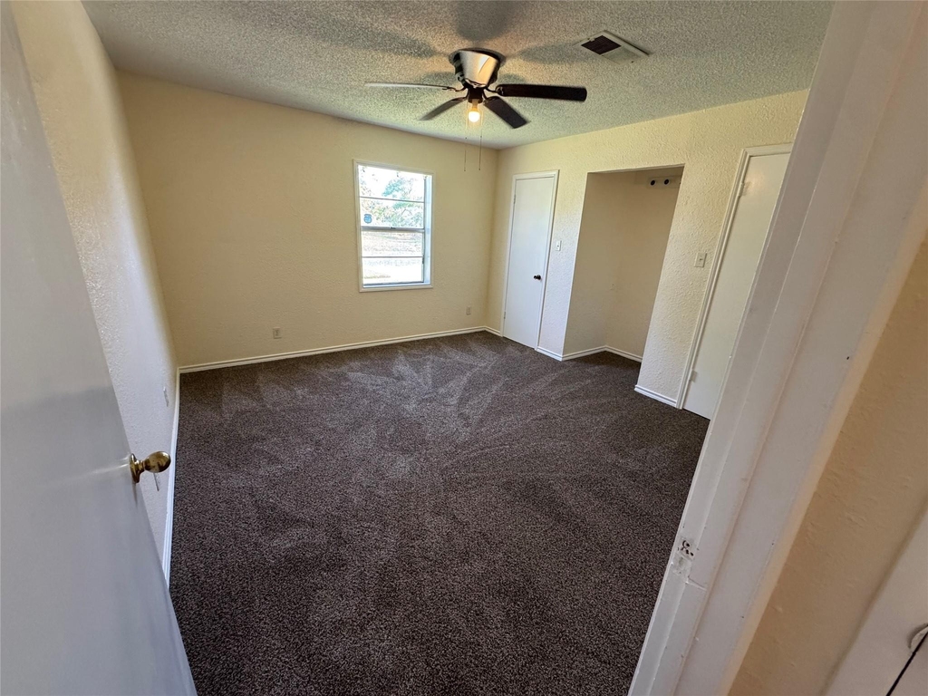 909 14th Avenue N - Photo 7