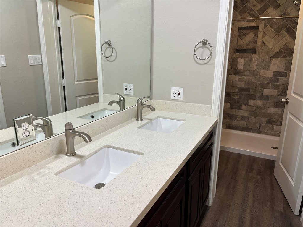 304 S Shadowbend Avenue - Photo 24