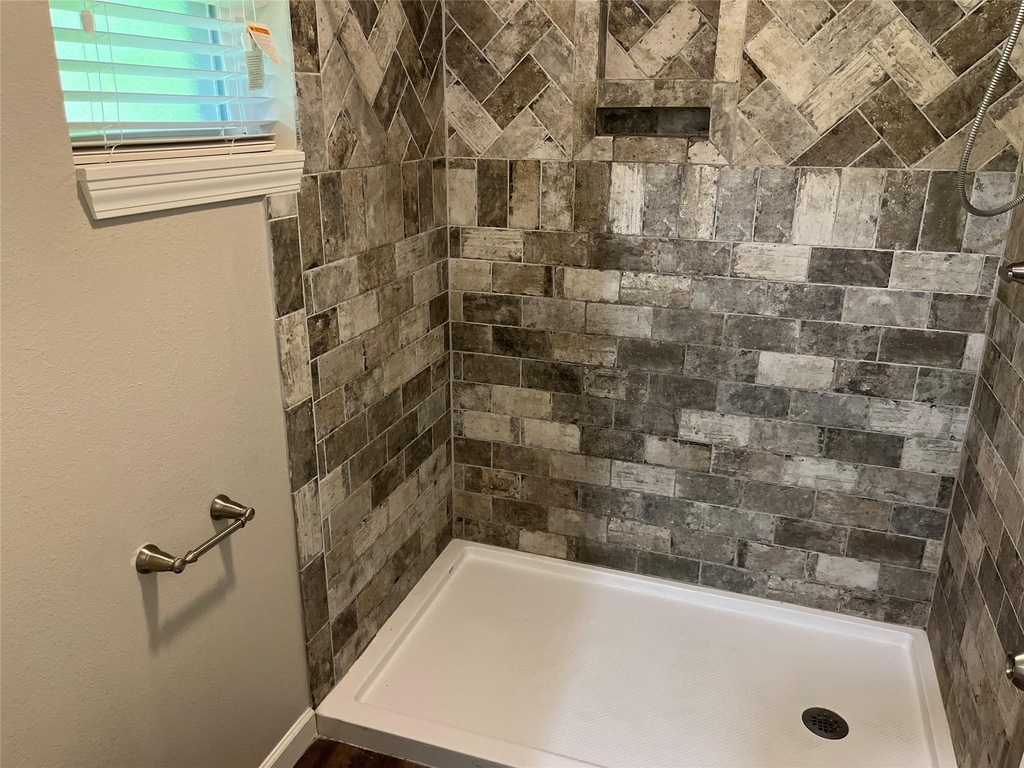 304 S Shadowbend Avenue - Photo 25