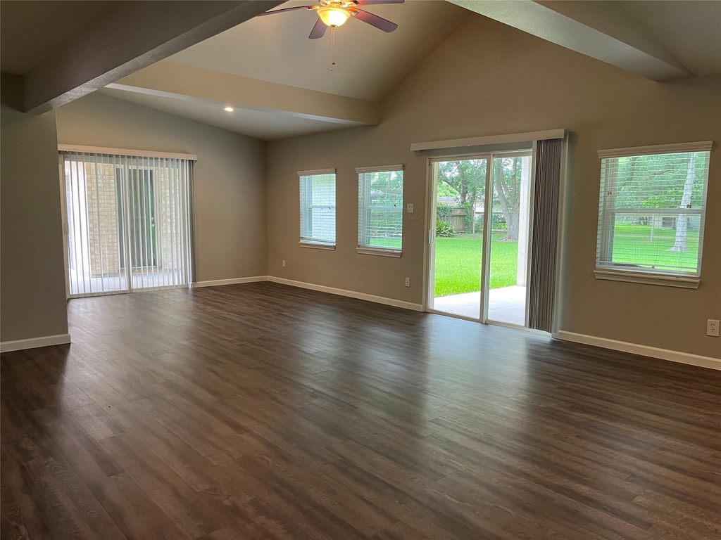 304 S Shadowbend Avenue - Photo 12