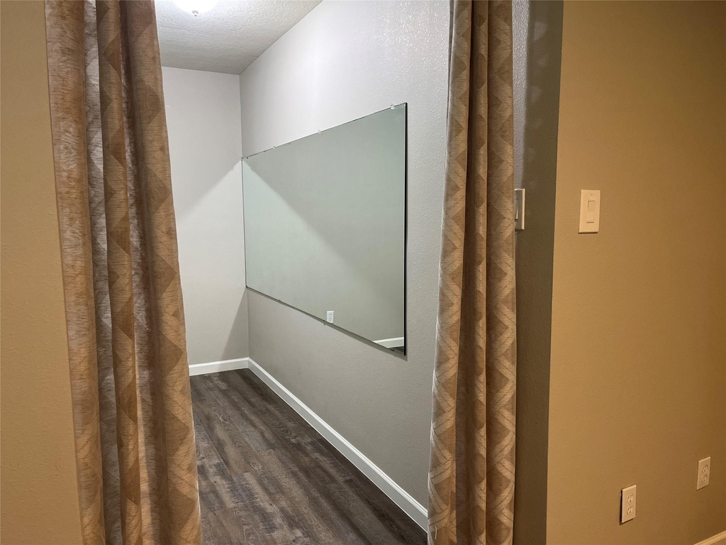 304 S Shadowbend Avenue - Photo 21