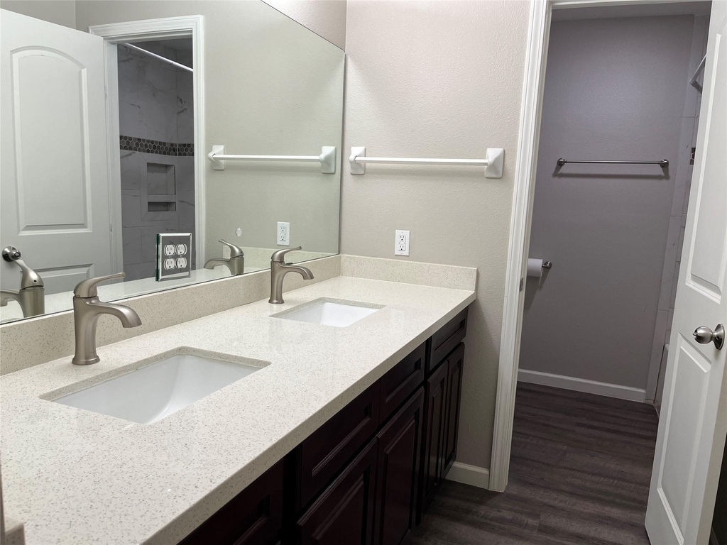 304 S Shadowbend Avenue - Photo 29
