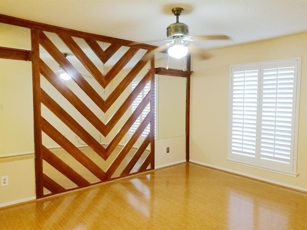 2121 Hepburn Street - Photo 5
